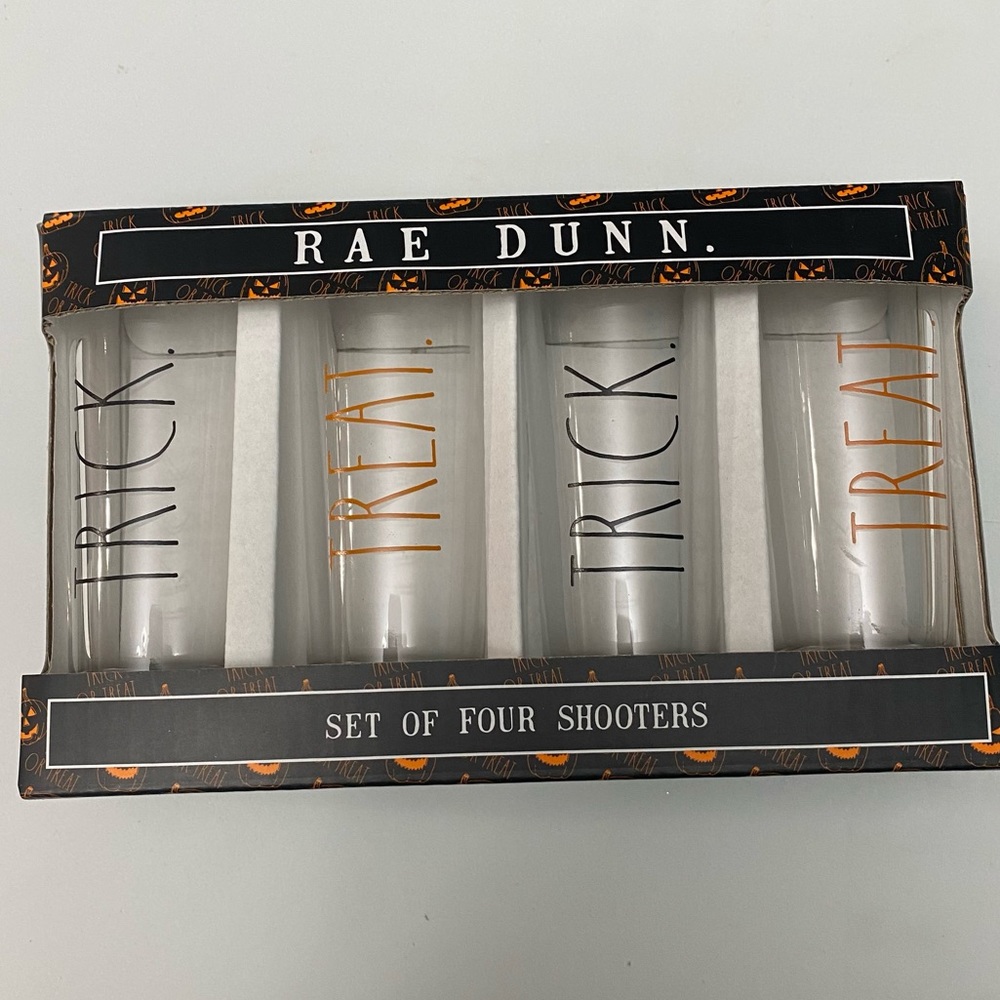NIB RAE DUNN TRICK OR TREAT HALLOWEEN SHOOTERS